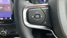 Volvo XC40 2.0 B3P Plus Dark 5dr Auto Petrol Estate